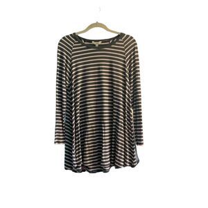 Once Upon A Time Kettle Tee by Matilda‎ Jane size Medium